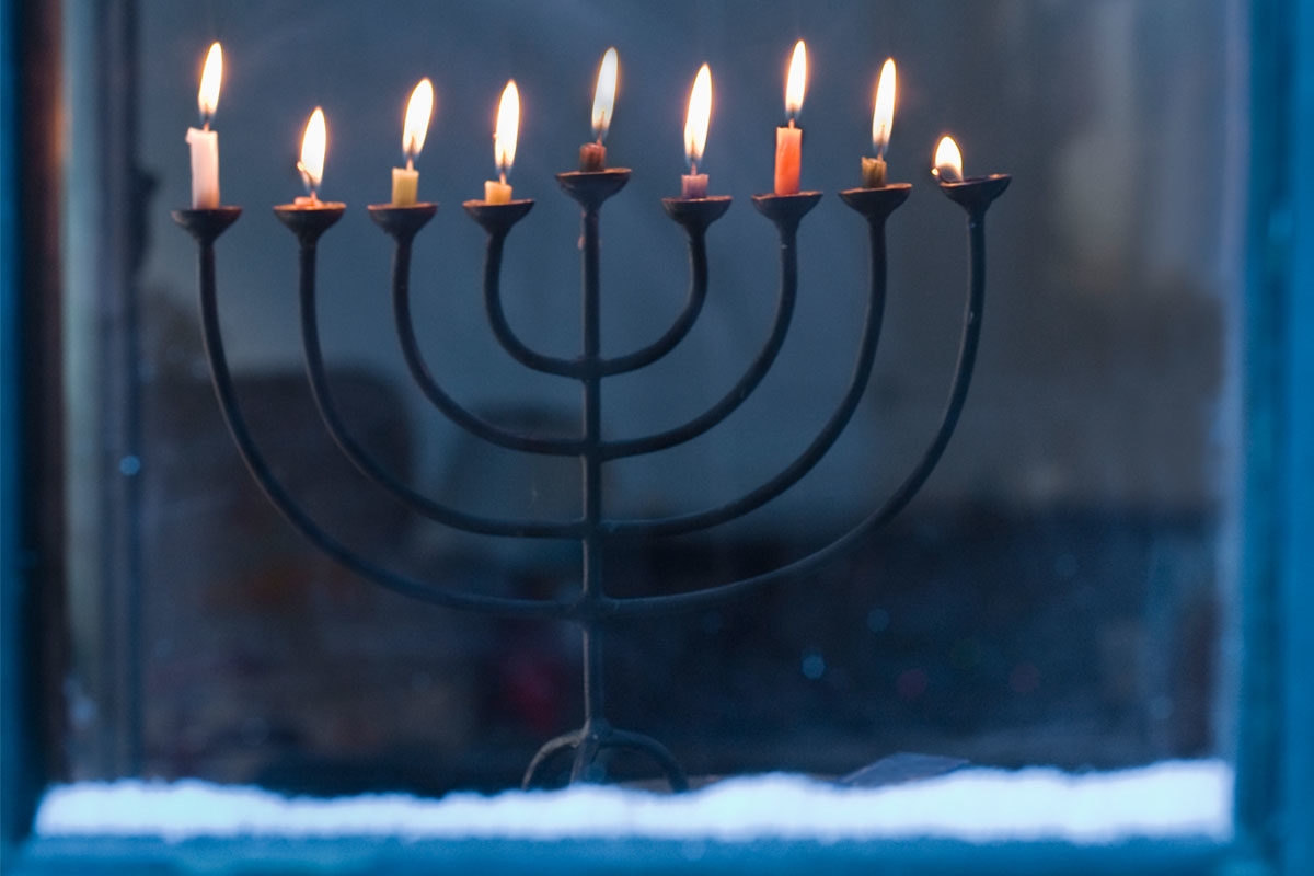 menorah_window