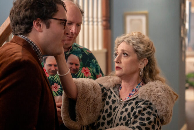 Carol Kane Brings Her Jewish Chops to ‘Dinner With the Parents’